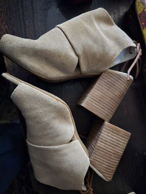 Kenneth Cole Suede Peep-Toe Block Heel Booties - Taupe